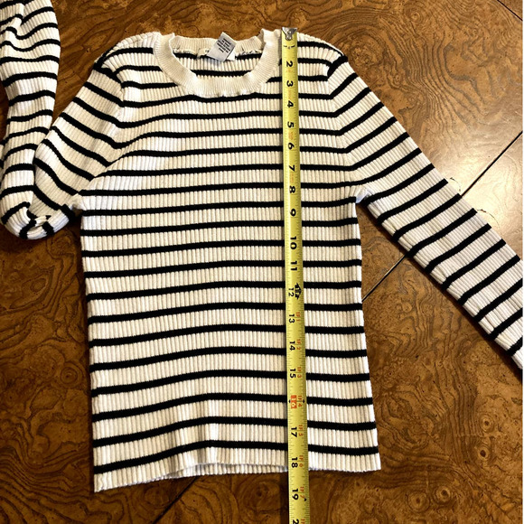 ribbed textured tight knit crewneck pullover sweater - Picture 6 of 8